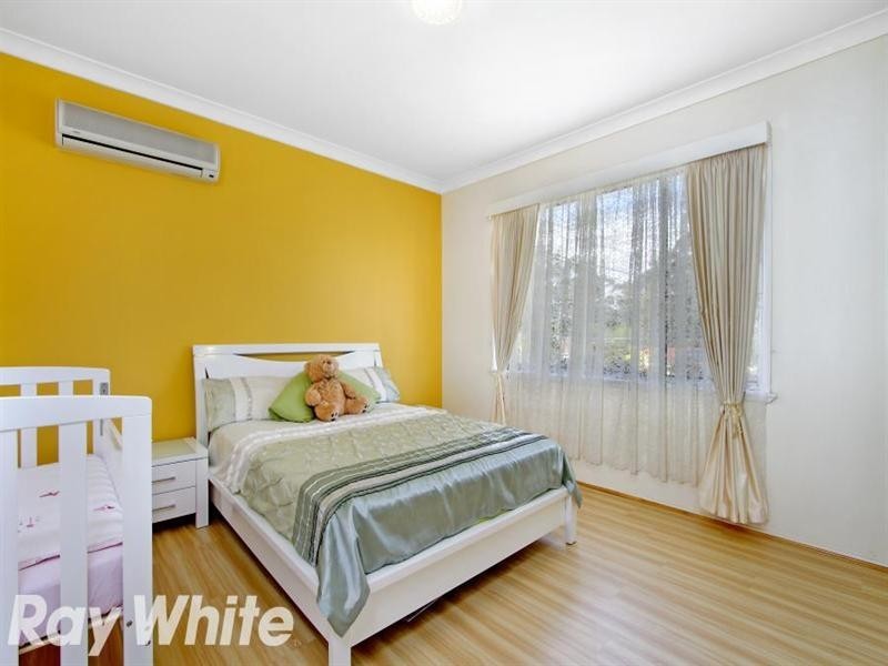 12 Caprera Road, Northmead NSW 2152