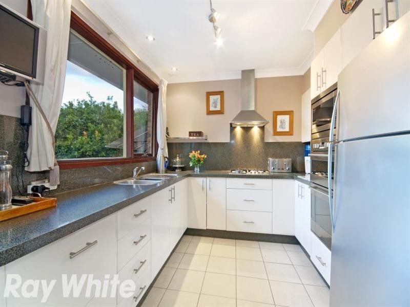 98 Peel Road, Baulkham Hills NSW 2153