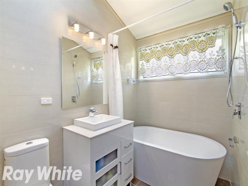 21 Brucedale Drive, Baulkham Hills NSW 2153