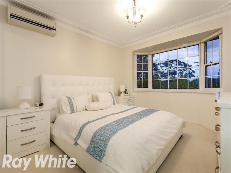 22 Manor Place, Baulkham Hills NSW 2153