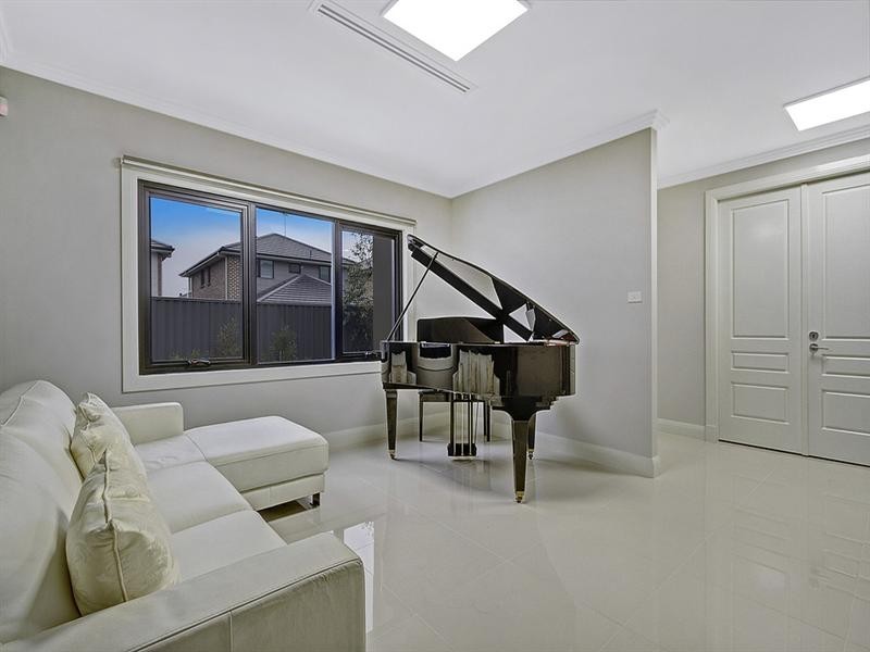 19 Bel Air Drive, Kellyville NSW 2155