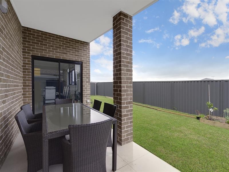 19 Bel Air Drive, Kellyville NSW 2155