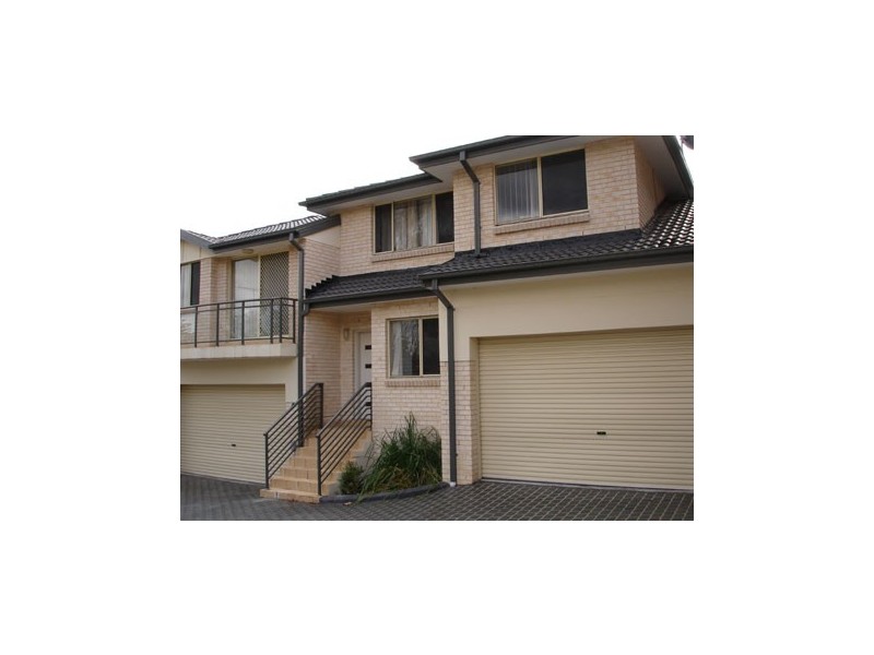 15-17 Whitling Avenue, Castle Hill NSW 2154