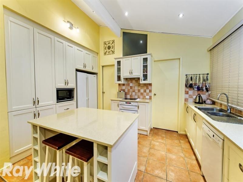 8 Kiah Place, Baulkham Hills NSW 2153