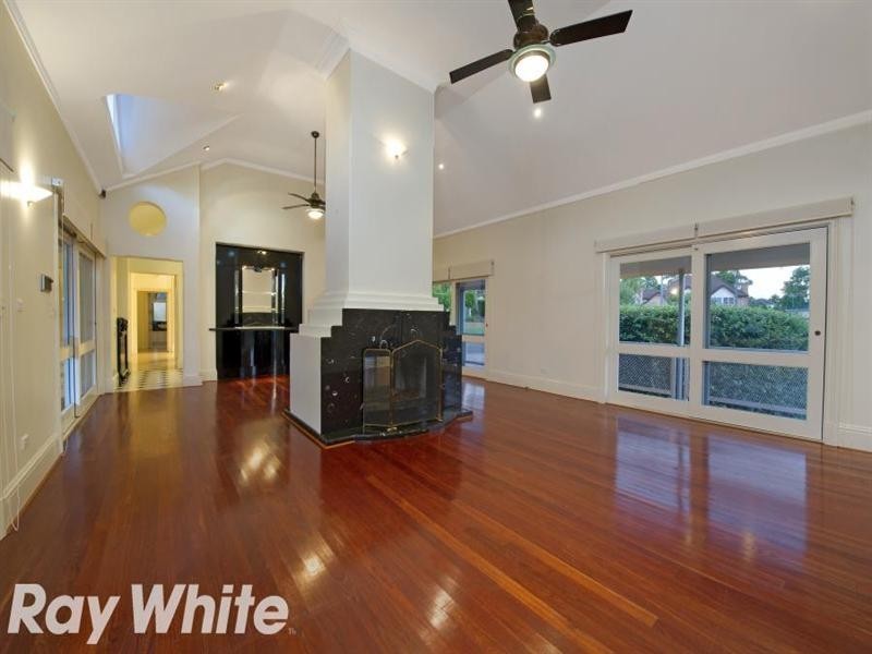 16 Castlewood Drive, Castle Hill NSW 2154