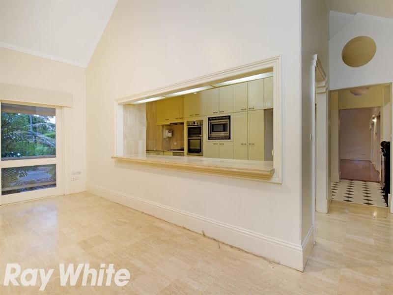 16 Castlewood Drive, Castle Hill NSW 2154