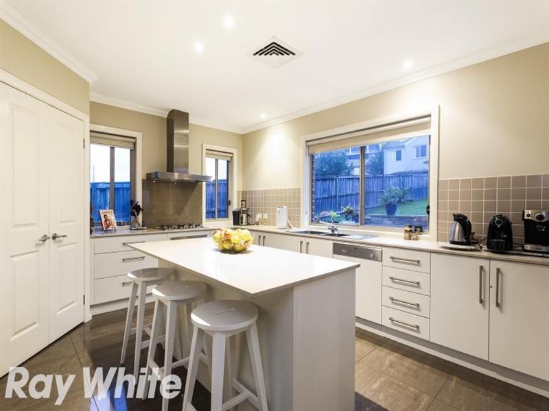 27 Fairmont Avenue, Baulkham Hills NSW 2153