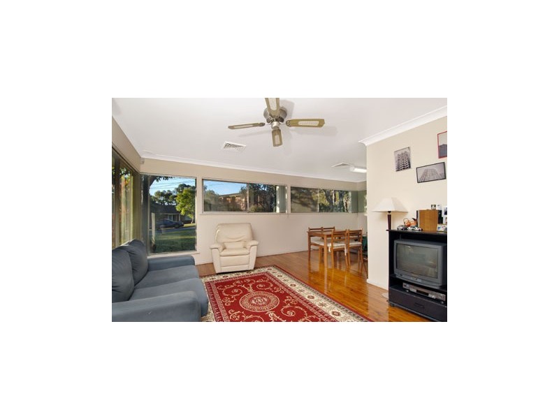 28 Sarah Crescent, Baulkham Hills NSW 2153