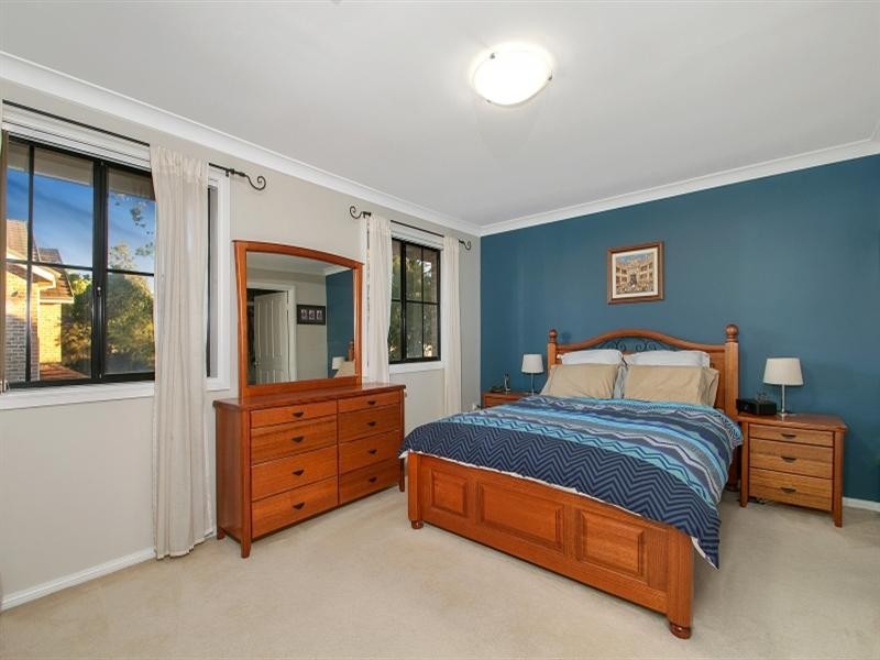 3/4 Kenneth Avenue, Baulkham Hills NSW 2153