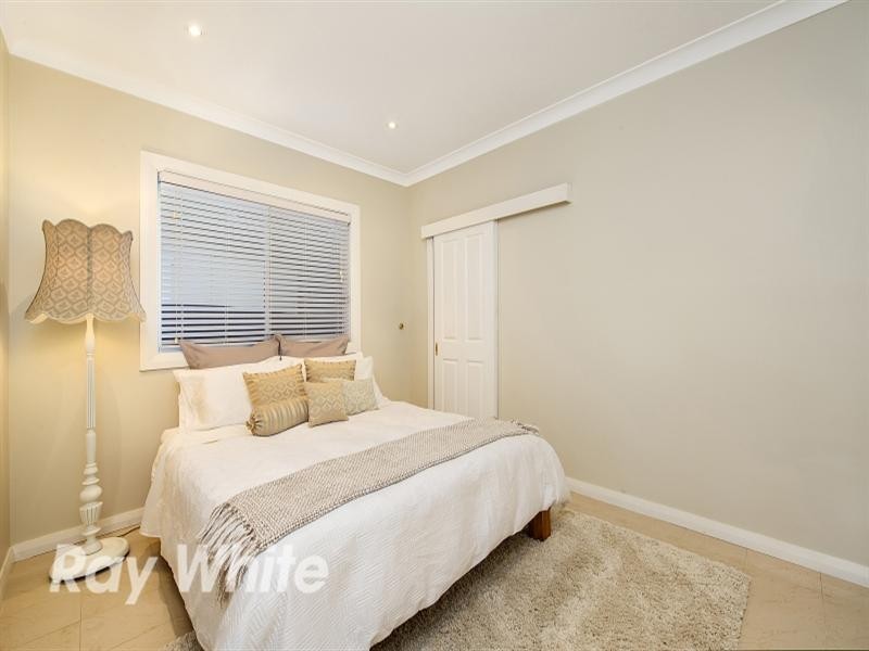 24 Oakland Avenue, Baulkham Hills NSW 2153