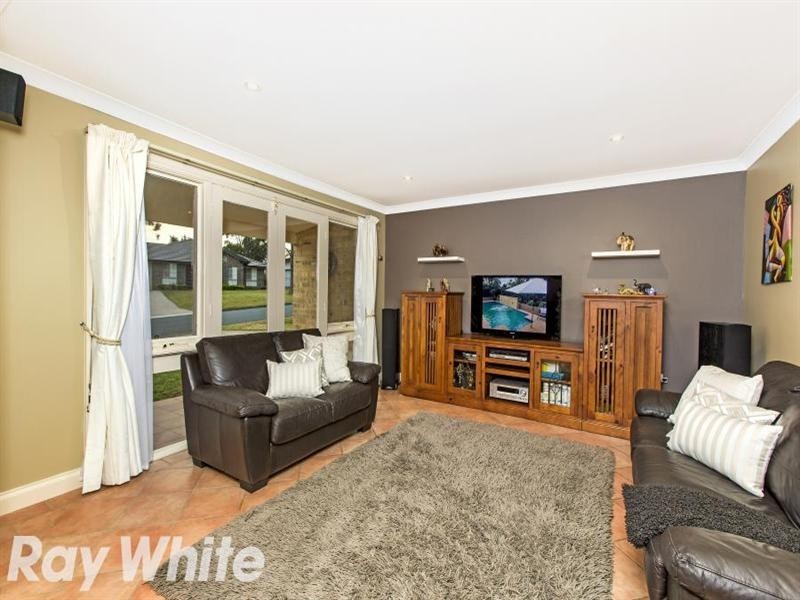 60 Malvern Avenue, Baulkham Hills NSW 2153