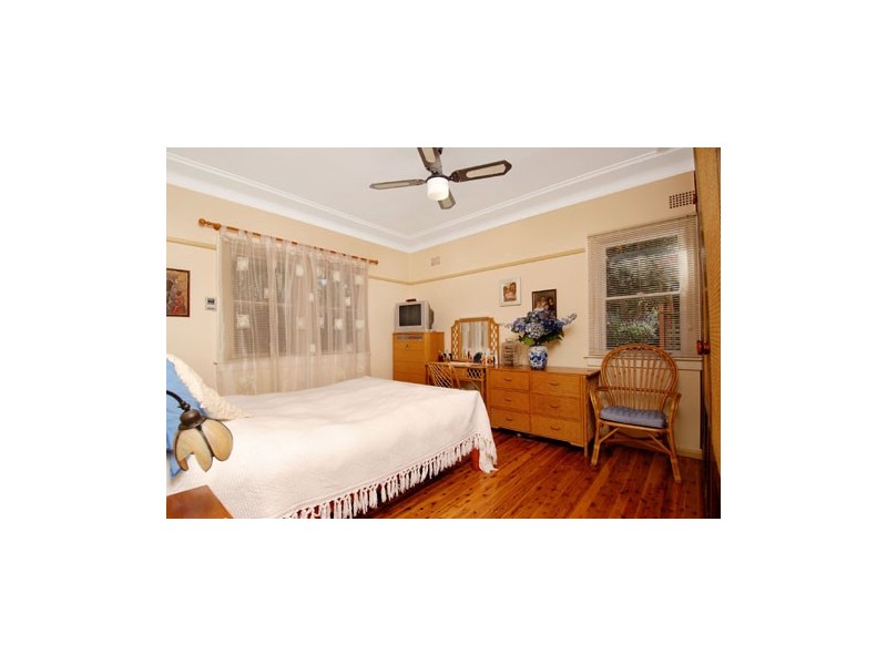 49 Jenner Street, Baulkham Hills NSW 2153