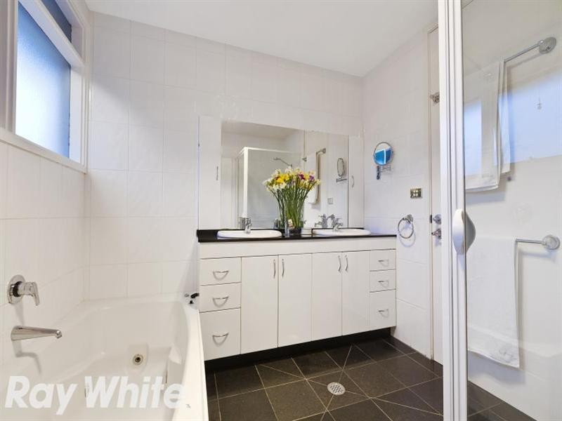 39 Munro Street, Baulkham Hills NSW 2153