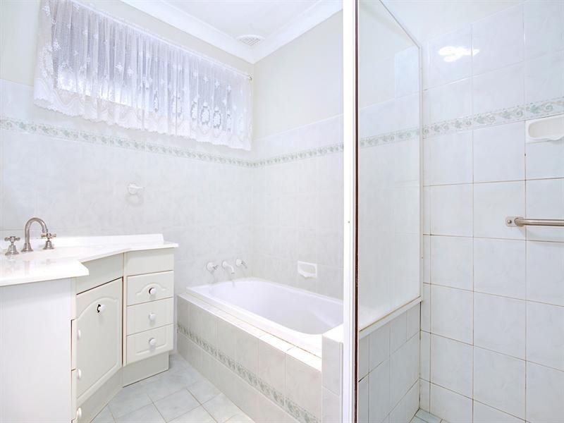 17 Quintana Avenue, Baulkham Hills NSW 2153