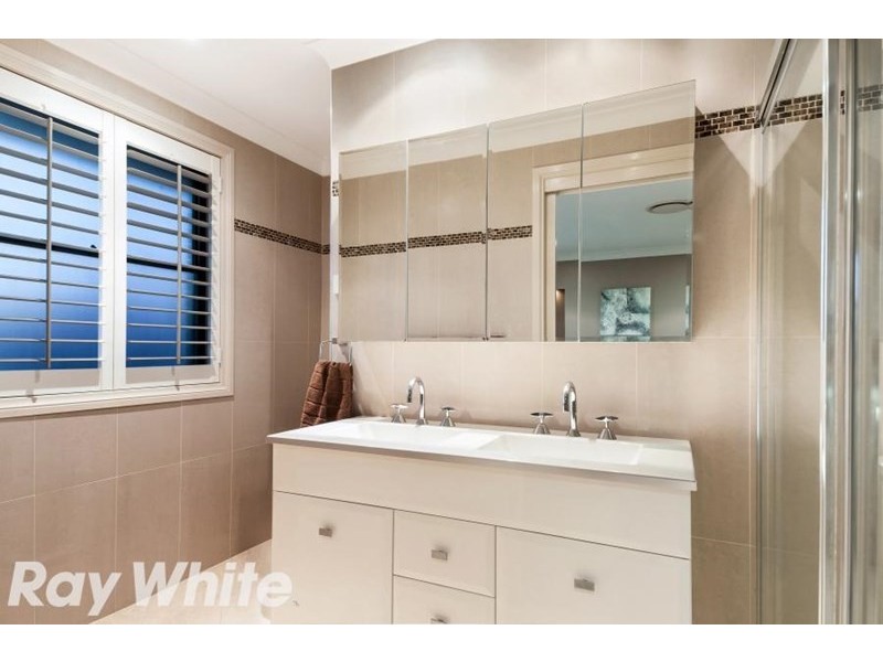 10 Thompson Place, Baulkham Hills NSW 2153