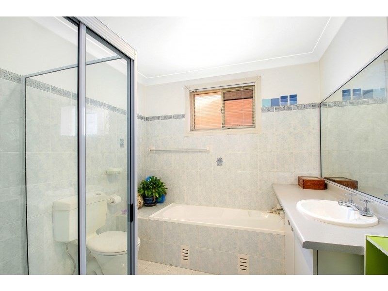 2/235-241 Windsor Road, Northmead NSW 2152