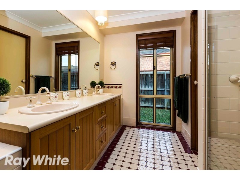 5 Rooke Court, Kellyville NSW 2155