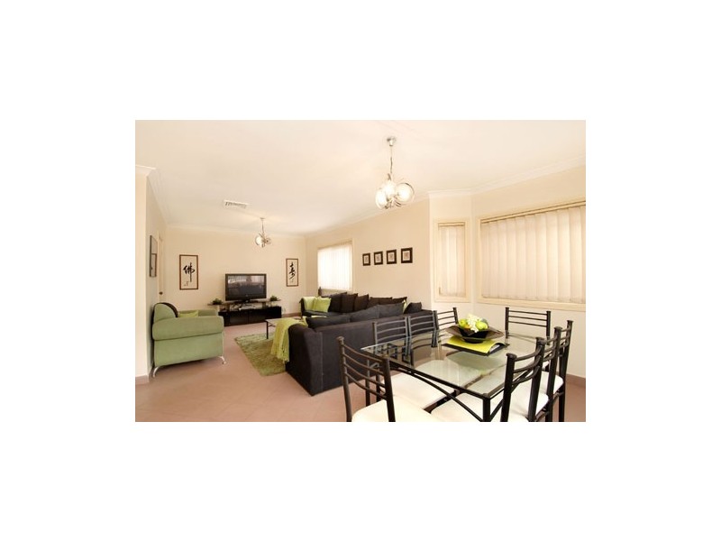 5a Richardson Place, Bella Vista NSW 2153