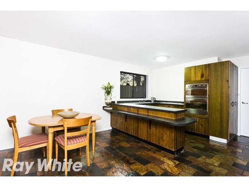 12 Thompson Place, Baulkham Hills NSW 2153