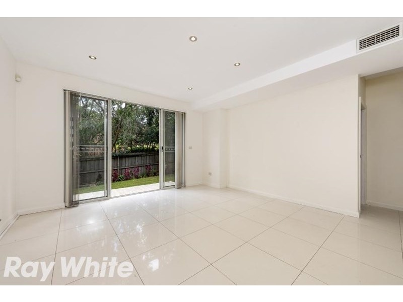 4/40 Dobson Crescent, Baulkham Hills NSW 2153