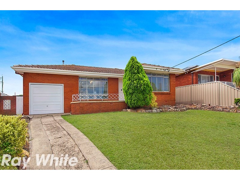 14 Hood Street, Northmead NSW 2152