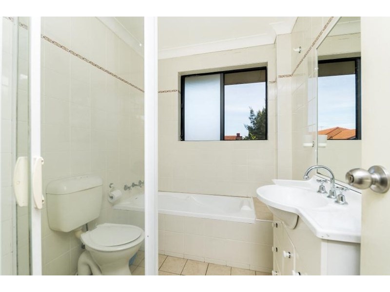 12/23-25 Showground Road, Castle Hill NSW 2154