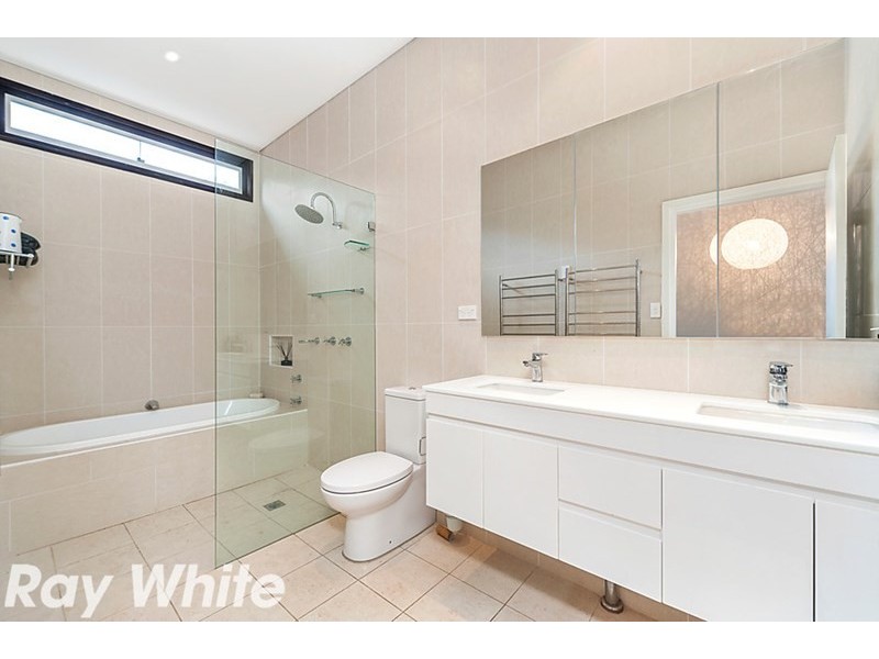 12 Chadworth Place, Baulkham Hills NSW 2153
