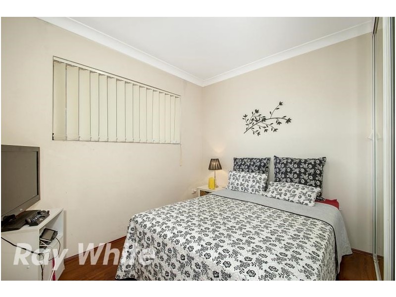 10/241 Old Windsor Road, Old Toongabbie NSW 2146