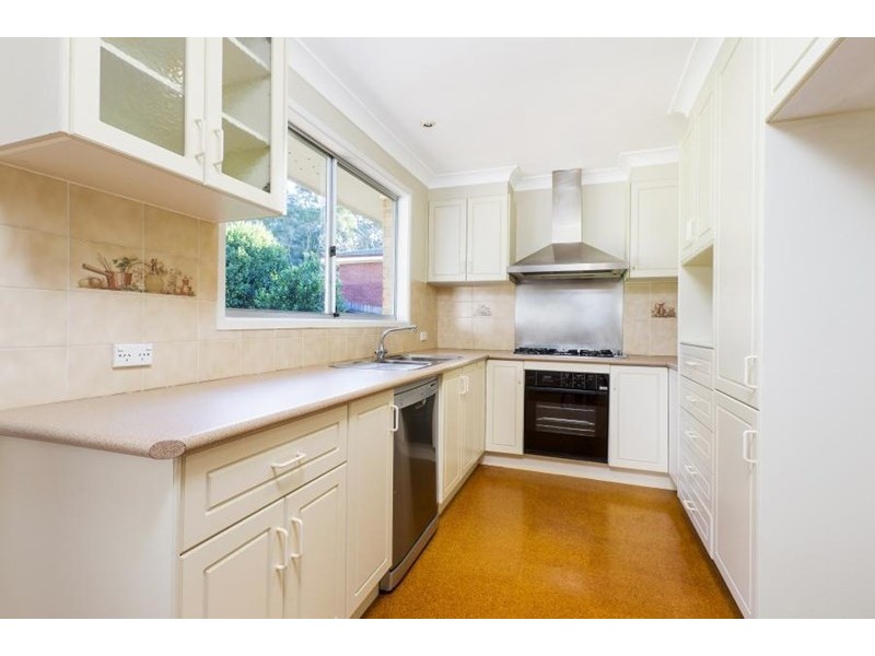 8 Bogan Avenue, Baulkham Hills NSW 2153