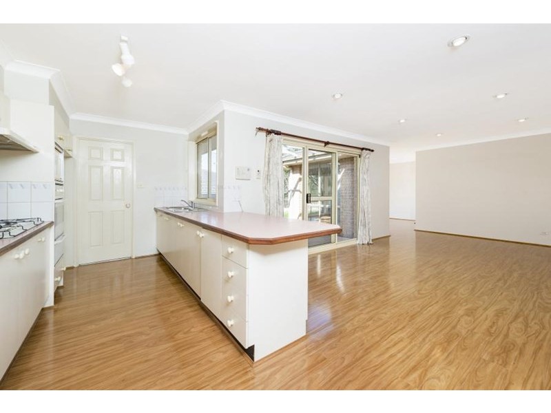 97 Amphitheatre Circuit, Baulkham Hills NSW 2153