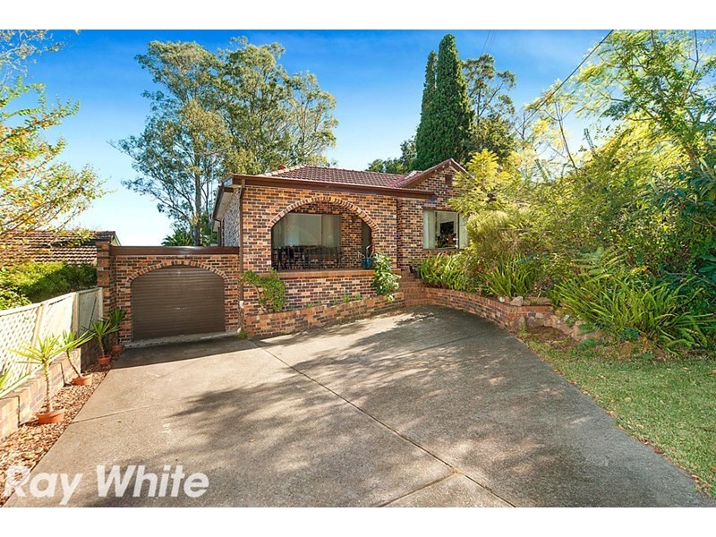 33 Dobson Crescent, Baulkham Hills NSW 2153