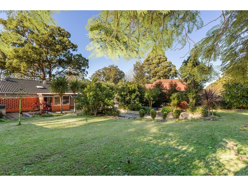 1 Baker Crescent, Baulkham Hills NSW 2153