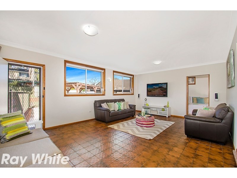 32 Sarah Crescent, Baulkham Hills NSW 2153