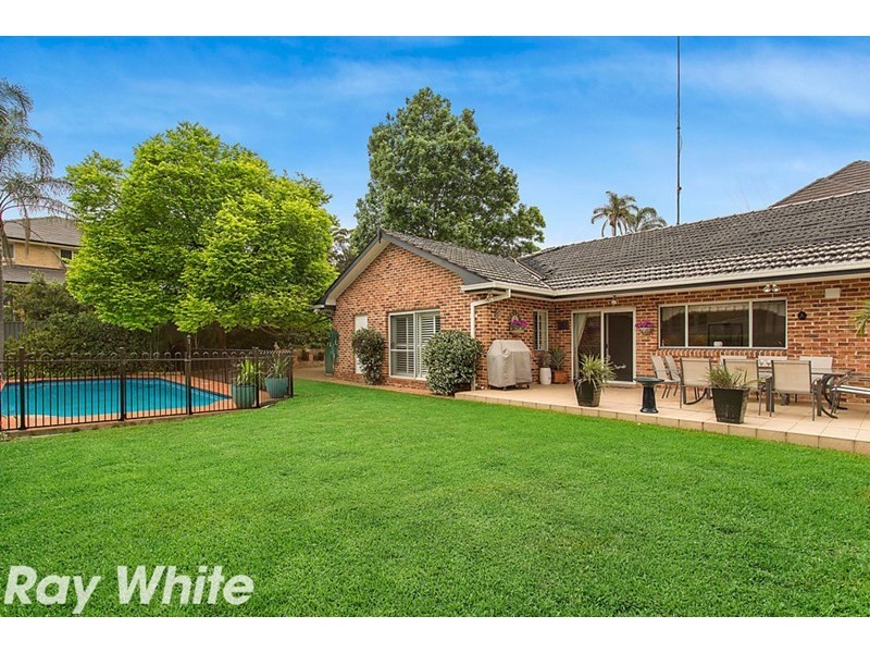 8 Lynwood Place, Castle Hill NSW 2154