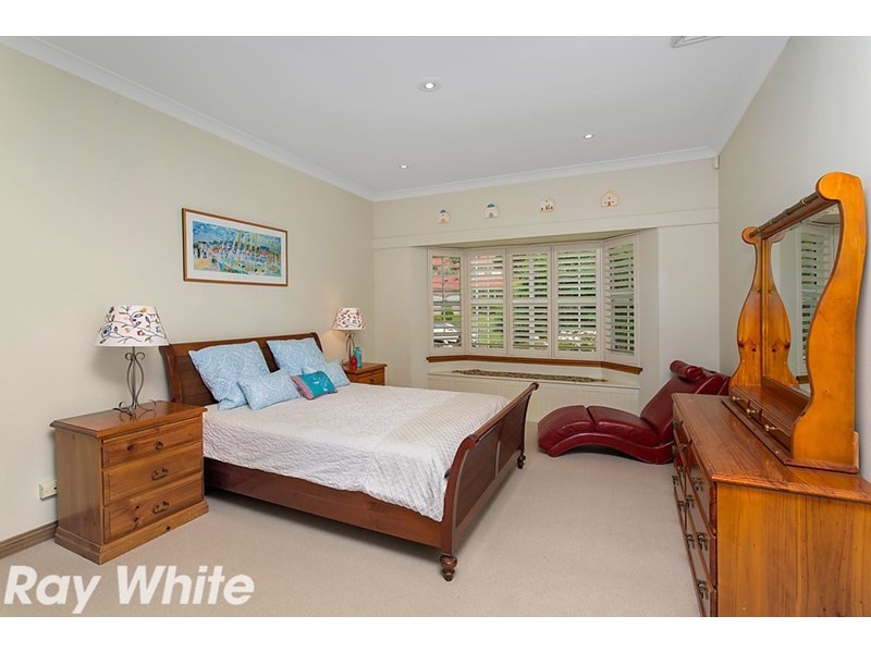 8 Lynwood Place, Castle Hill NSW 2154