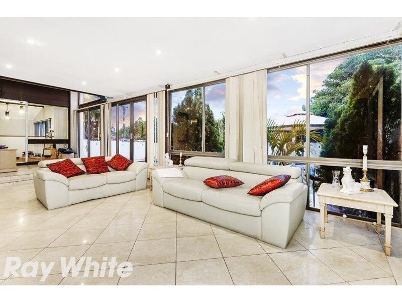 1 Cropley Drive, Baulkham Hills NSW 2153