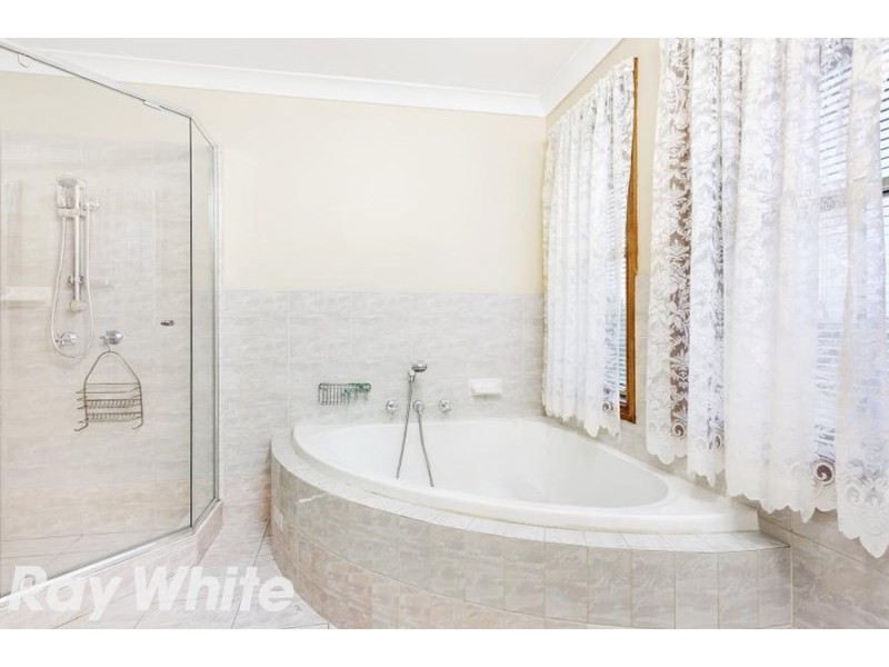 18 Francesco Crescent, Bella Vista NSW 2153