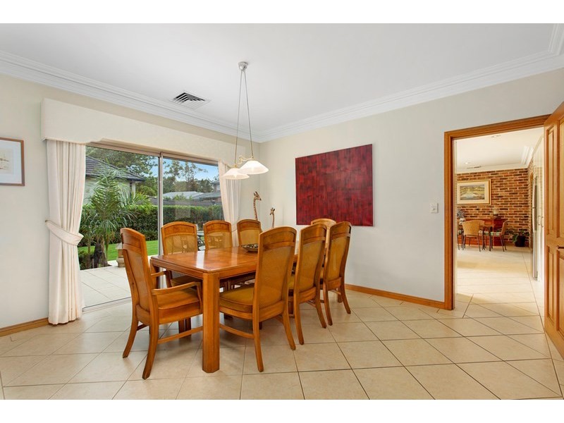 8 Lynwood Place, Castle Hill NSW 2154