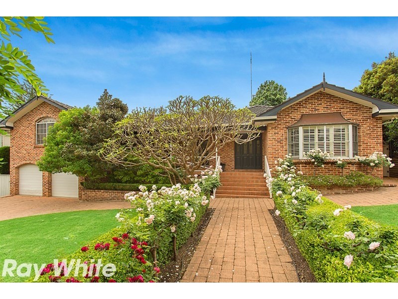 8 Lynwood Place, Castle Hill NSW 2154