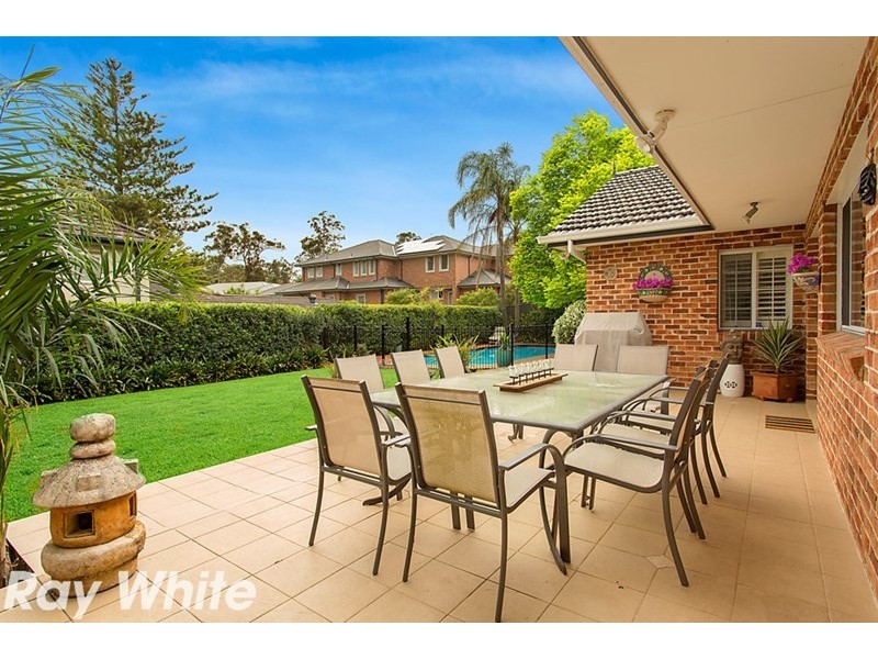 8 Lynwood Place, Castle Hill NSW 2154