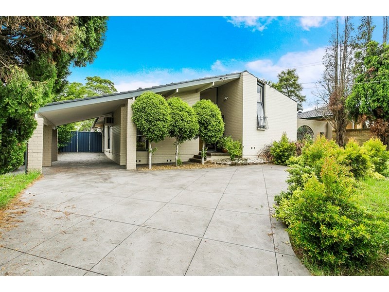 8 Tarana Crescent, Baulkham Hills NSW 2153