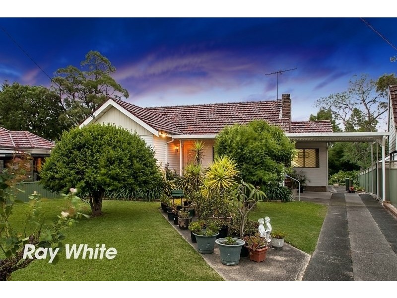 11 Moir Avenue, Northmead NSW 2152