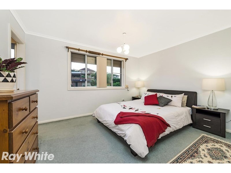 44 Crestwood Drive, Baulkham Hills NSW 2153