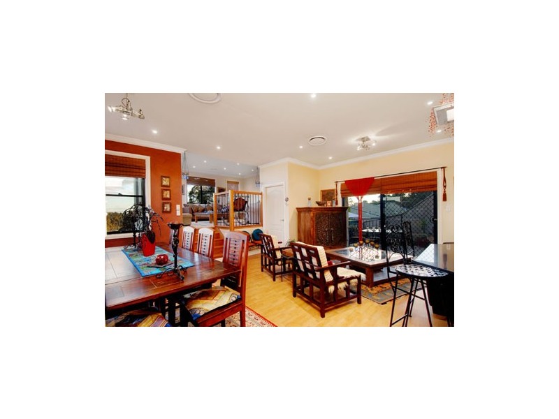 11 Regiment Grove, Winston Hills NSW 2153