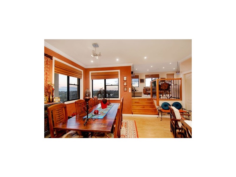 11 Regiment Grove, Winston Hills NSW 2153