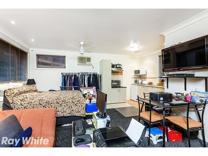39 Cropley Drive, Baulkham Hills NSW 2153