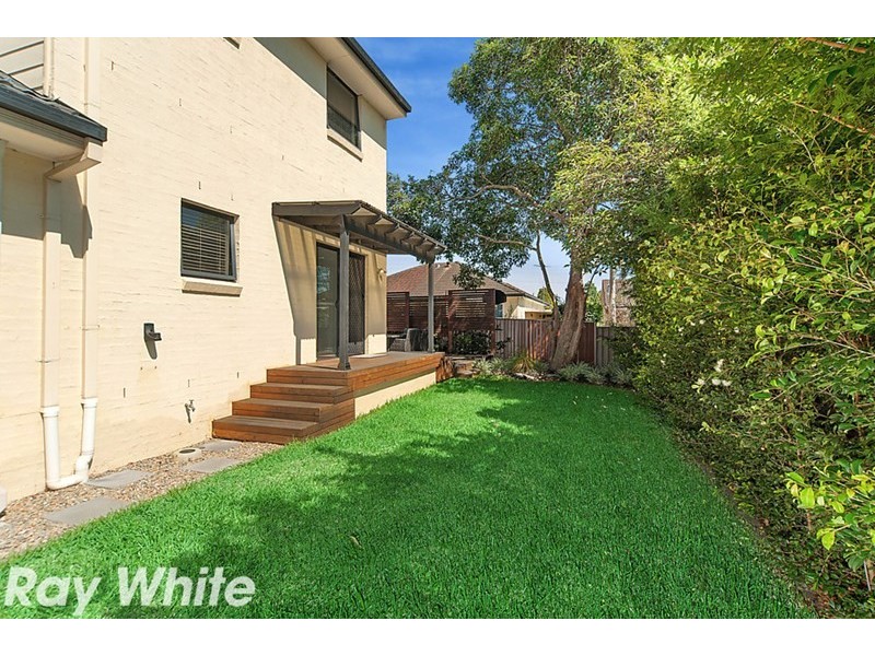 3/8 Kenneth Avenue, Baulkham Hills NSW 2153