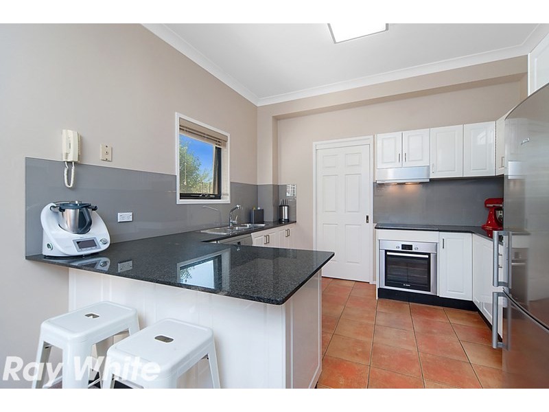 3/8 Kenneth Avenue, Baulkham Hills NSW 2153