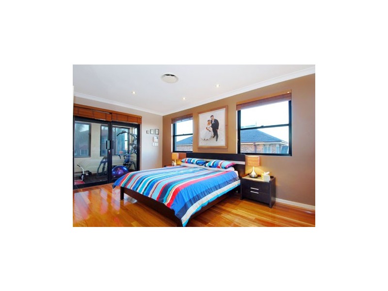 18 Magney Place, Bella Vista NSW 2153