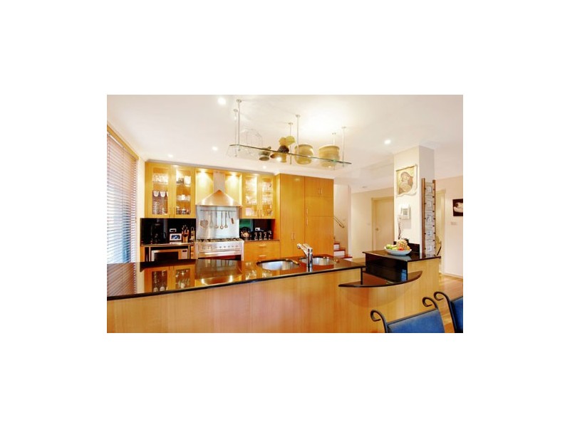 18 Magney Place, Bella Vista NSW 2153